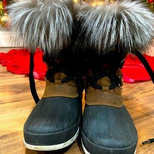 Moose Knuckle Lace up Boots